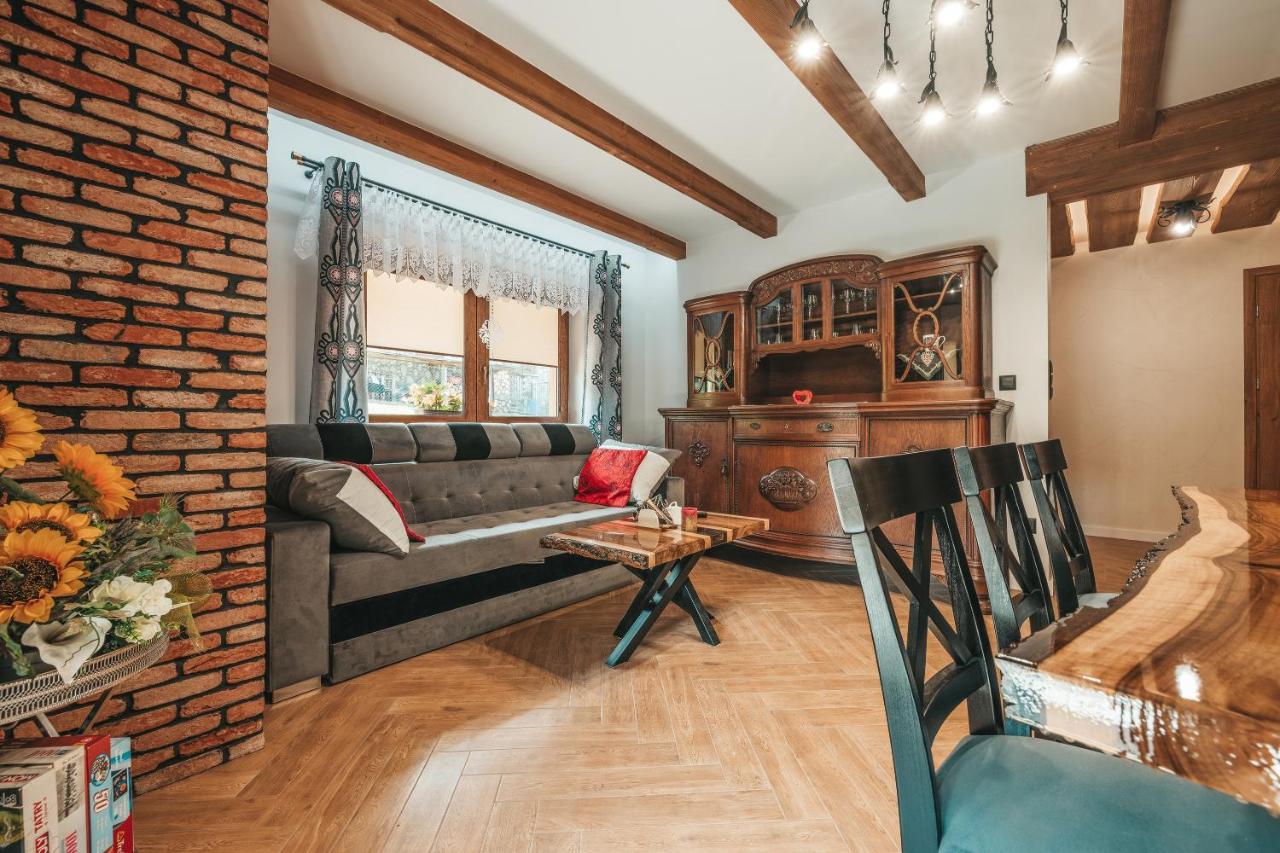 Toporowe Izby Groń Exteriér fotografie