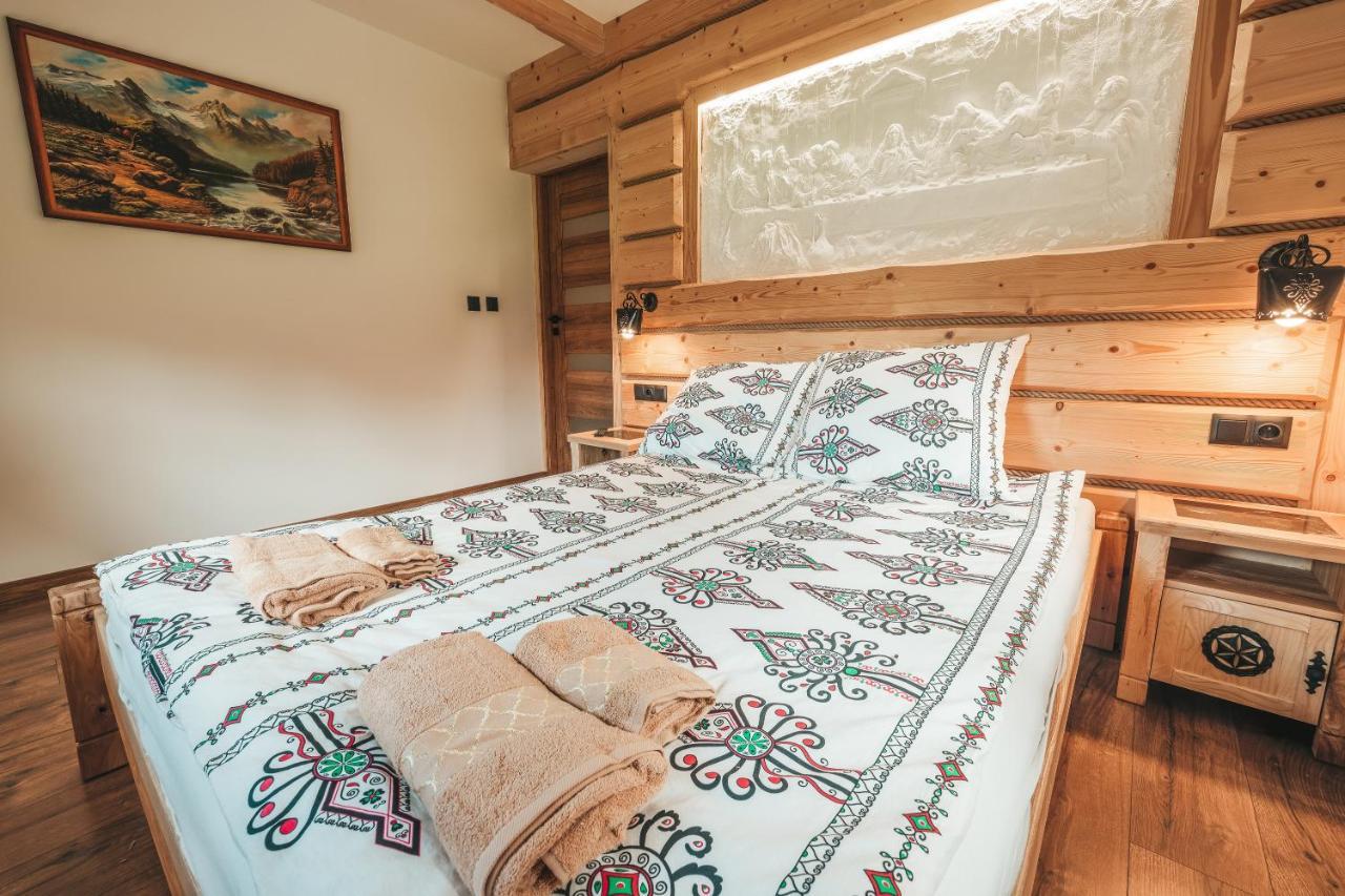 Toporowe Izby Groń Exteriér fotografie